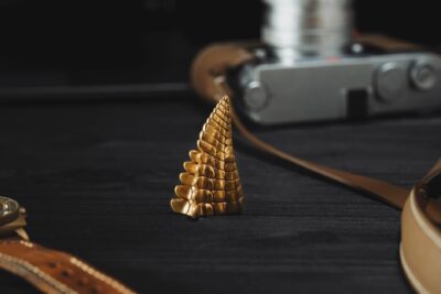 Revendre ses bijoux en or en octobre 2026 : prix au gramme, taxe et pièges